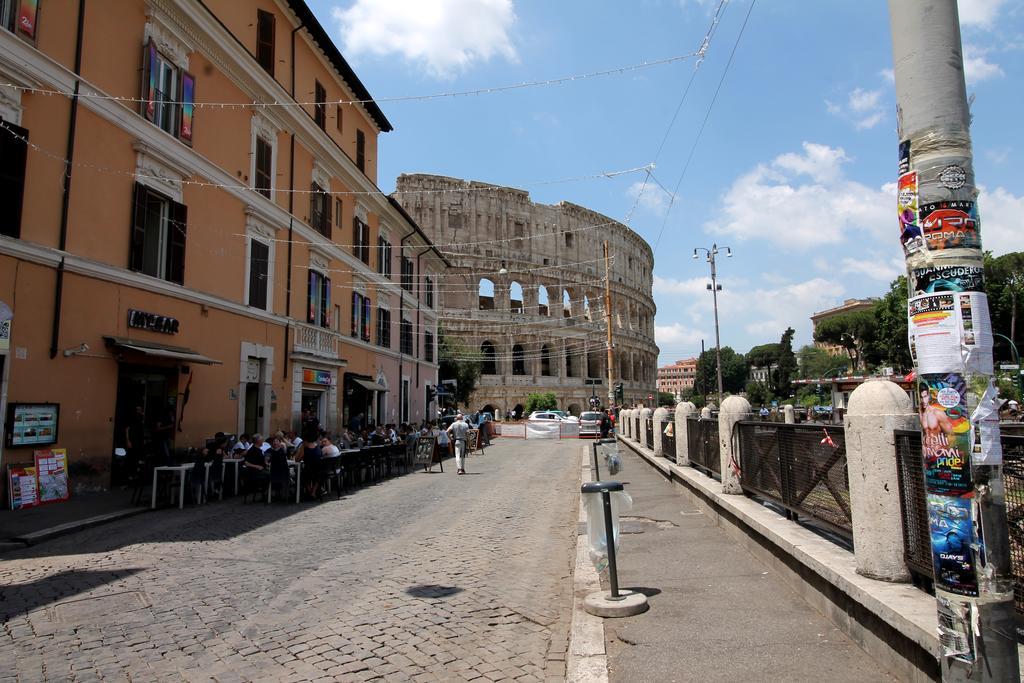Colosseum Super Family Apartment ローマ 部屋 写真
