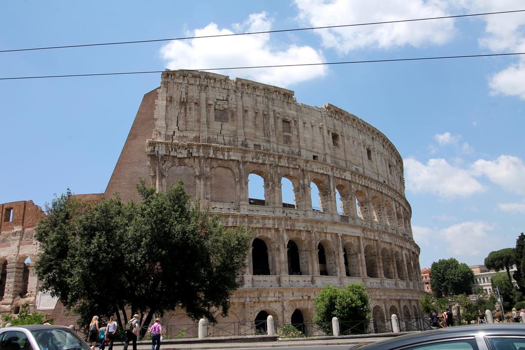 Colosseum Super Family Apartment ローマ 部屋 写真