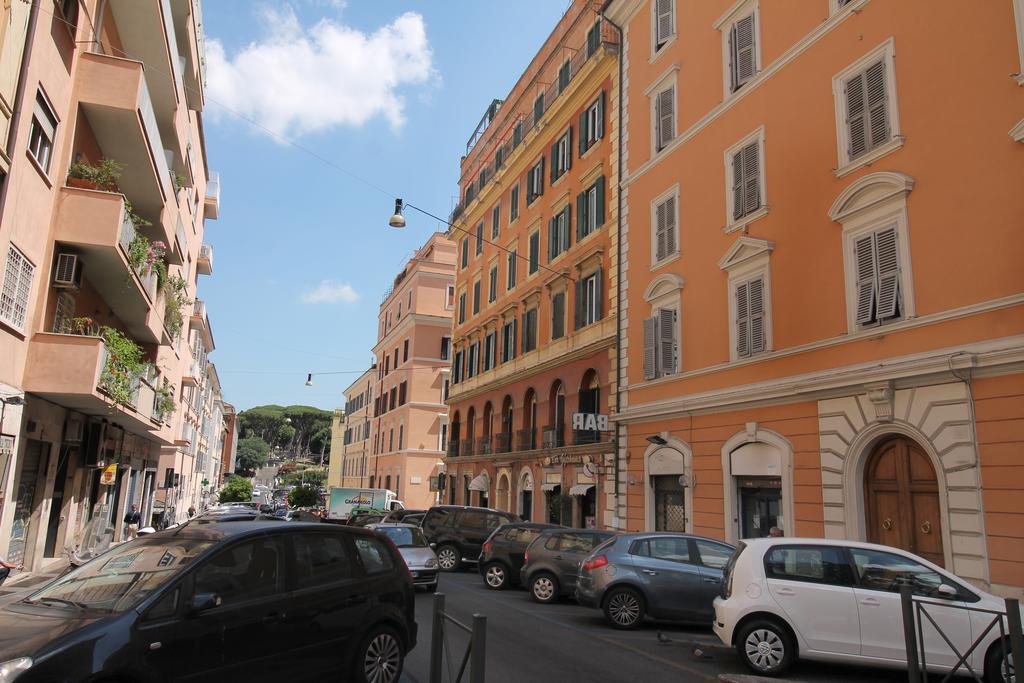 Colosseum Super Family Apartment ローマ エクステリア 写真