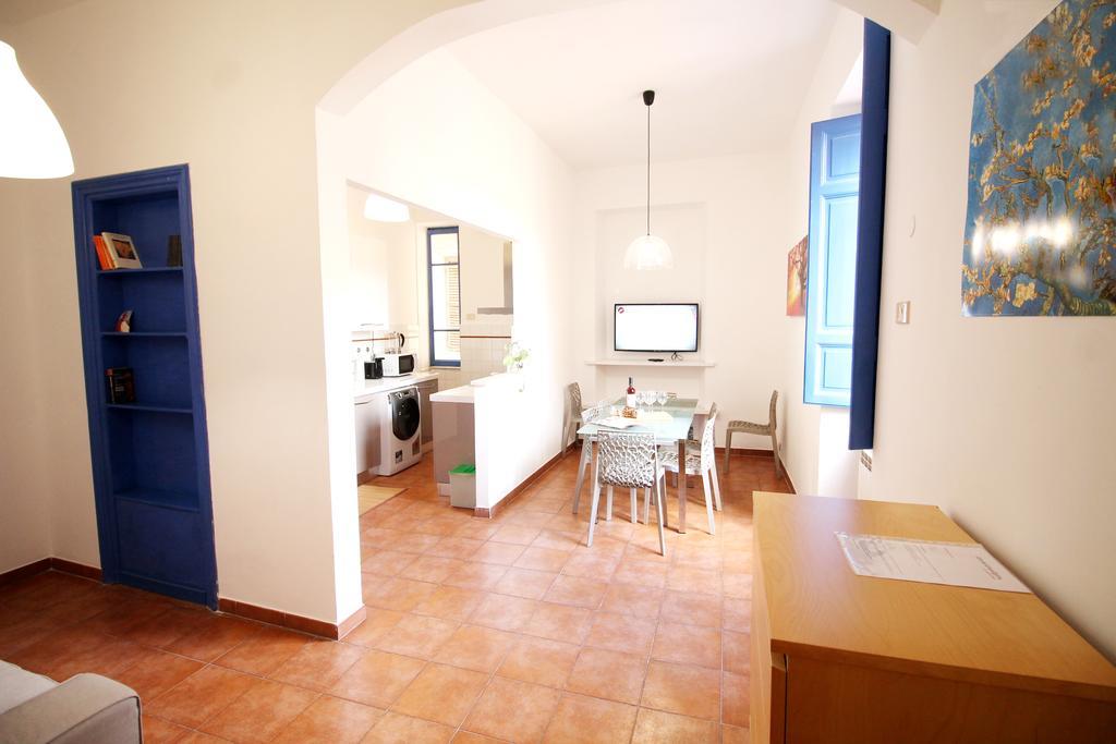Colosseum Super Family Apartment ローマ エクステリア 写真