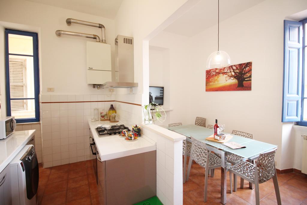 Colosseum Super Family Apartment ローマ エクステリア 写真