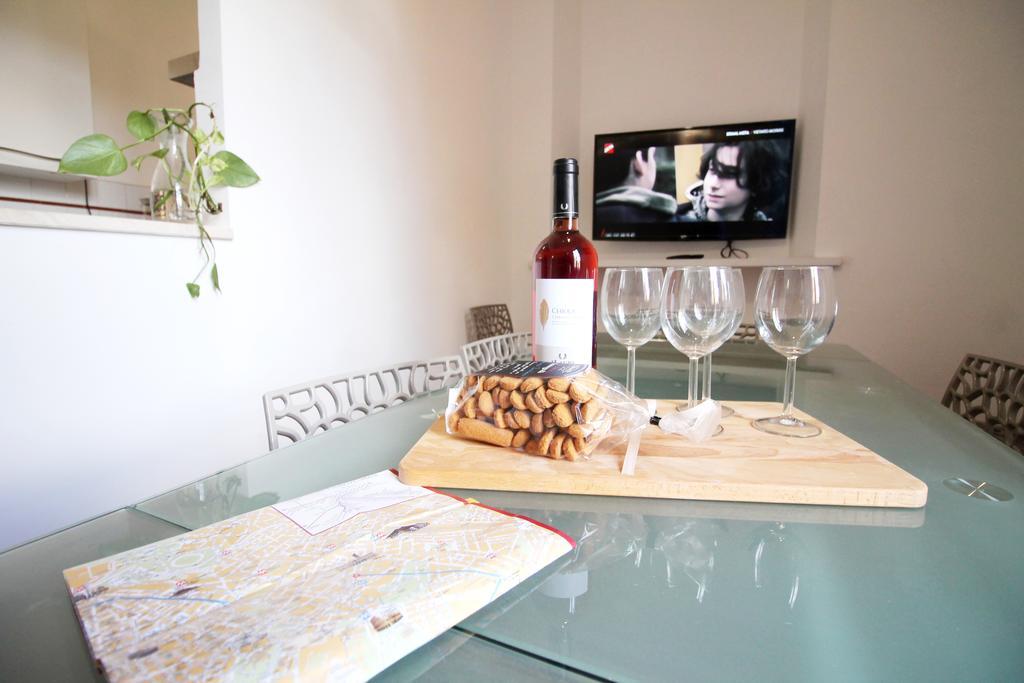 Colosseum Super Family Apartment ローマ エクステリア 写真