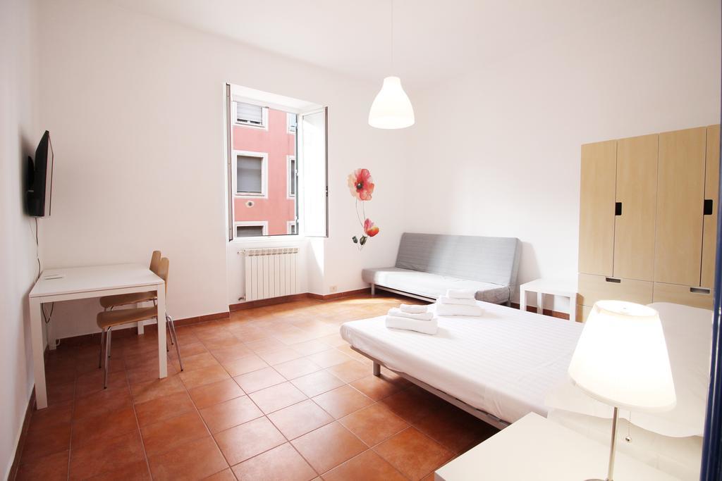 Colosseum Super Family Apartment ローマ エクステリア 写真
